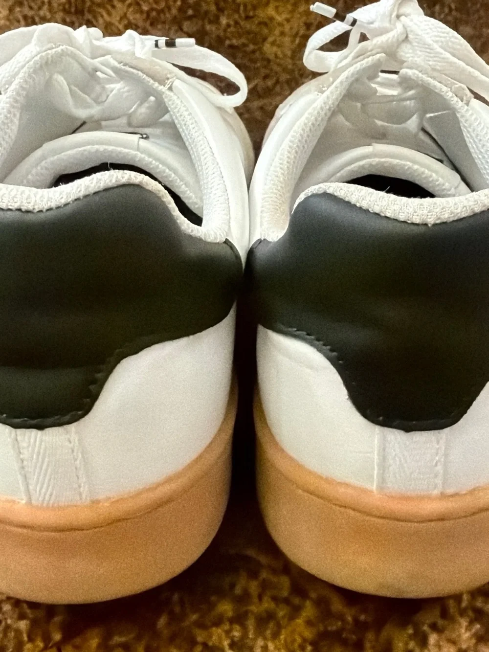 Ben Sherman White, Black & Tan Low-Top Sneakers